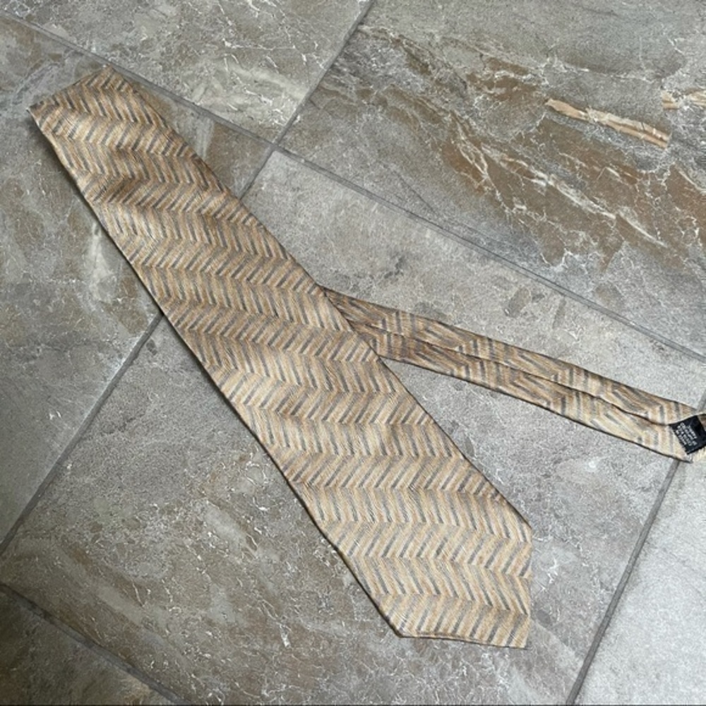 Van Heusen Gold Silver striped silk tie